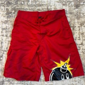 The hundreds Adam bomb board shorts size 32